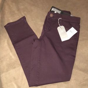 Wit & Wisdom Skinny Pant Size 6 - NWT